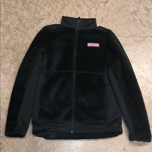 Vineyard Vines Fleece is 🐋🐋